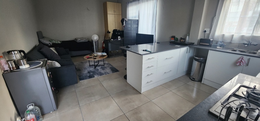 To Let 1 Bedroom Property for Rent in South End Eastern Cape